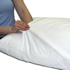 Our standard white classic pillow case is made with a cotton/poly blend (T200) and are an essential to any clinic or spa.  They are soft and clean up nicely.  They are a great value. 42X34